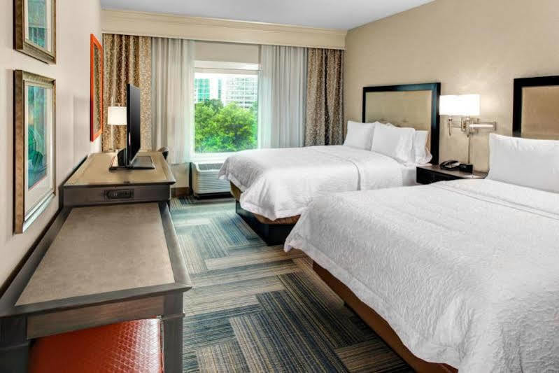 Hampton Inn & Suites By Hilton Atlanta Perimeter ดันวูดดี ภายนอก รูปภาพ