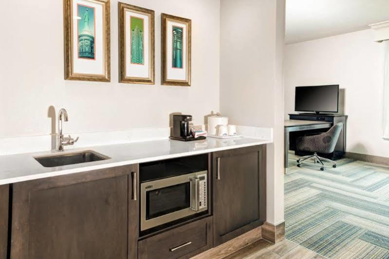 Hampton Inn & Suites By Hilton Atlanta Perimeter ดันวูดดี ภายนอก รูปภาพ