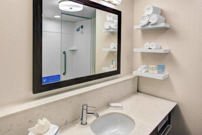 Hampton Inn & Suites By Hilton Atlanta Perimeter ดันวูดดี ภายนอก รูปภาพ